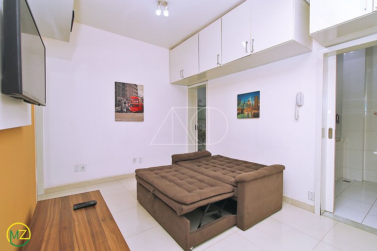 Lindo Dois Quartos renovado na Quadra da Praia para Seis Pes