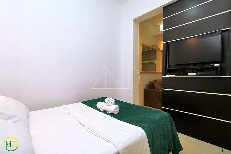 Silencioso e Aconchegante Studio na Quadra da Praia em Copa