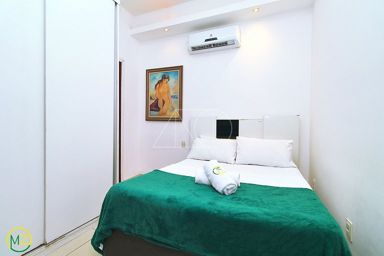 Silencioso e Aconchegante Studio na Quadra da Praia em Copa