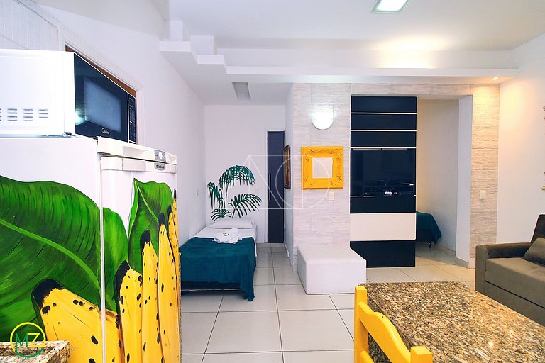 Silencioso e Aconchegante Studio na Quadra da Praia em Copa