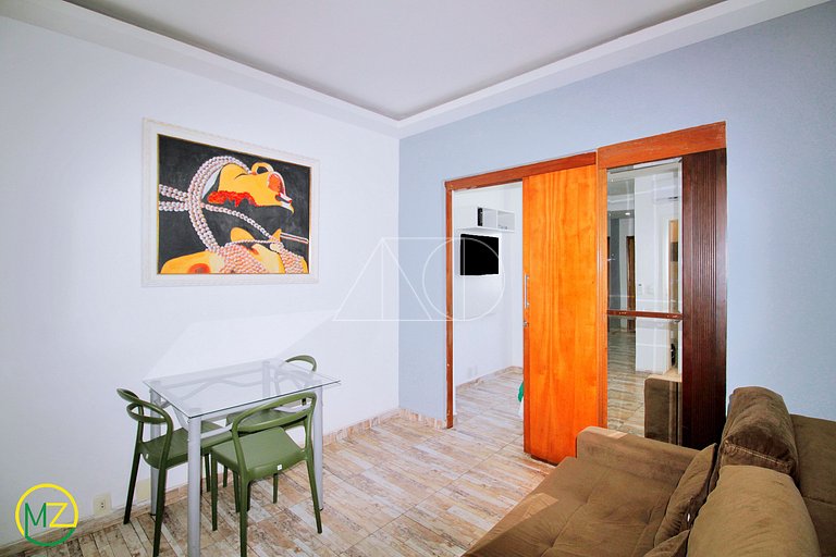 Studio para temporada com vista lateral para o mar!