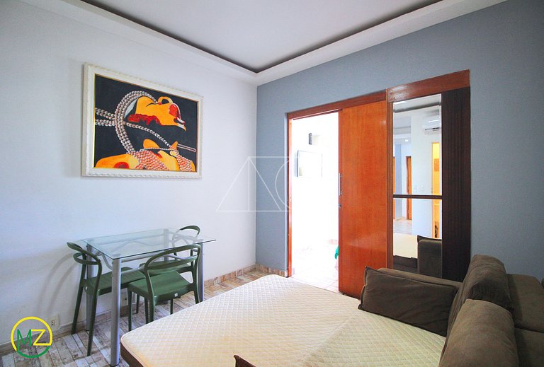 Studio para temporada com vista lateral para o mar!