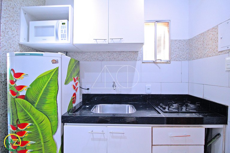 Studio para temporada com vista lateral para o mar!