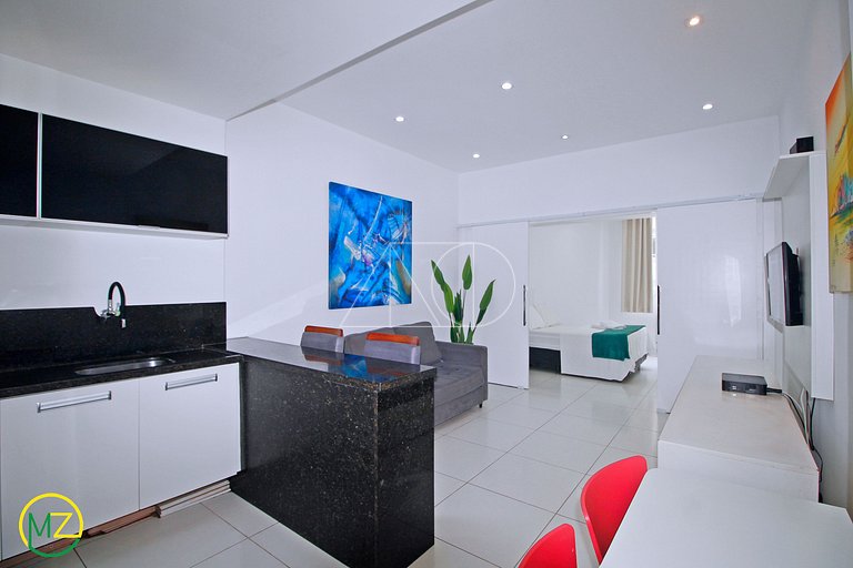 Studio Moderno com Vista Lateral para o Mar em Copacabana