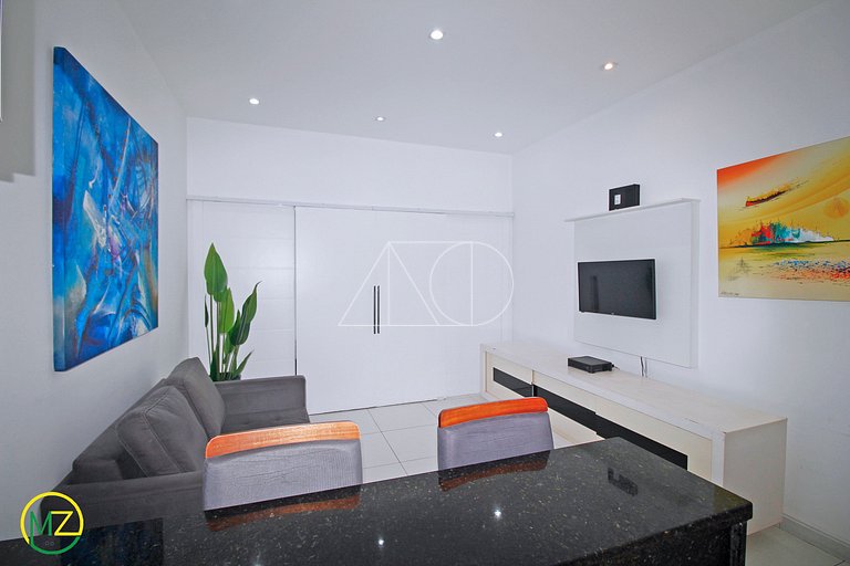 Studio Moderno com Vista Lateral para o Mar em Copacabana