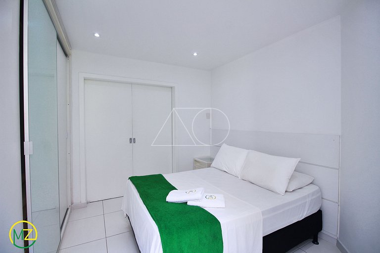 Studio Moderno com Vista Lateral para o Mar em Copacabana