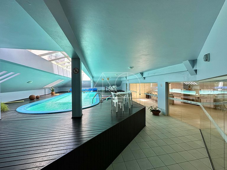 Apartamento em Residencial com Piscina Térmica Próximo ao Ma
