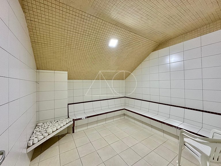 Apartamento em Residencial com Piscina Térmica Próximo ao Ma