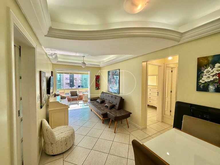 Apartamento em Residencial com Piscina Térmica Próximo ao Ma