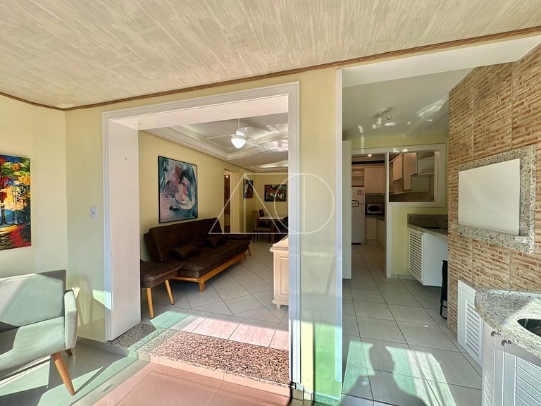 Apartamento em Residencial com Piscina Térmica Próximo ao Ma
