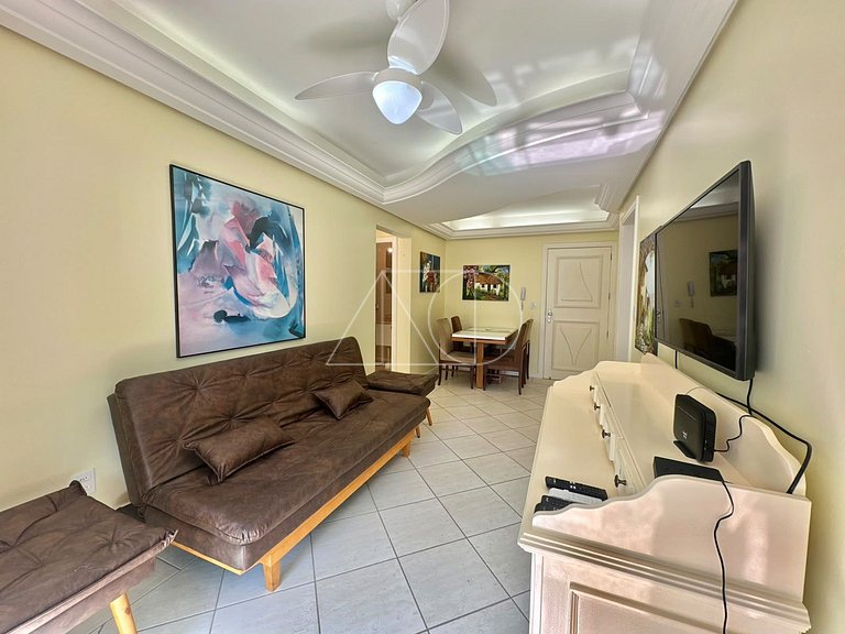 Apartamento em Residencial com Piscina Térmica Próximo ao Ma