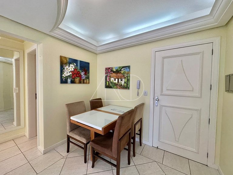 Apartamento em Residencial com Piscina Térmica Próximo ao Ma
